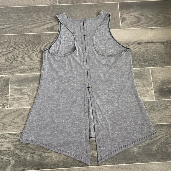 BCG Bundle Set of 2 Athletic Tank Tops - Picture 14 of 15